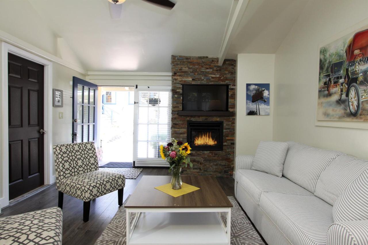 Lamp Lighter Inn And Sunset Suites Carmel-by-the-Sea Exterior foto